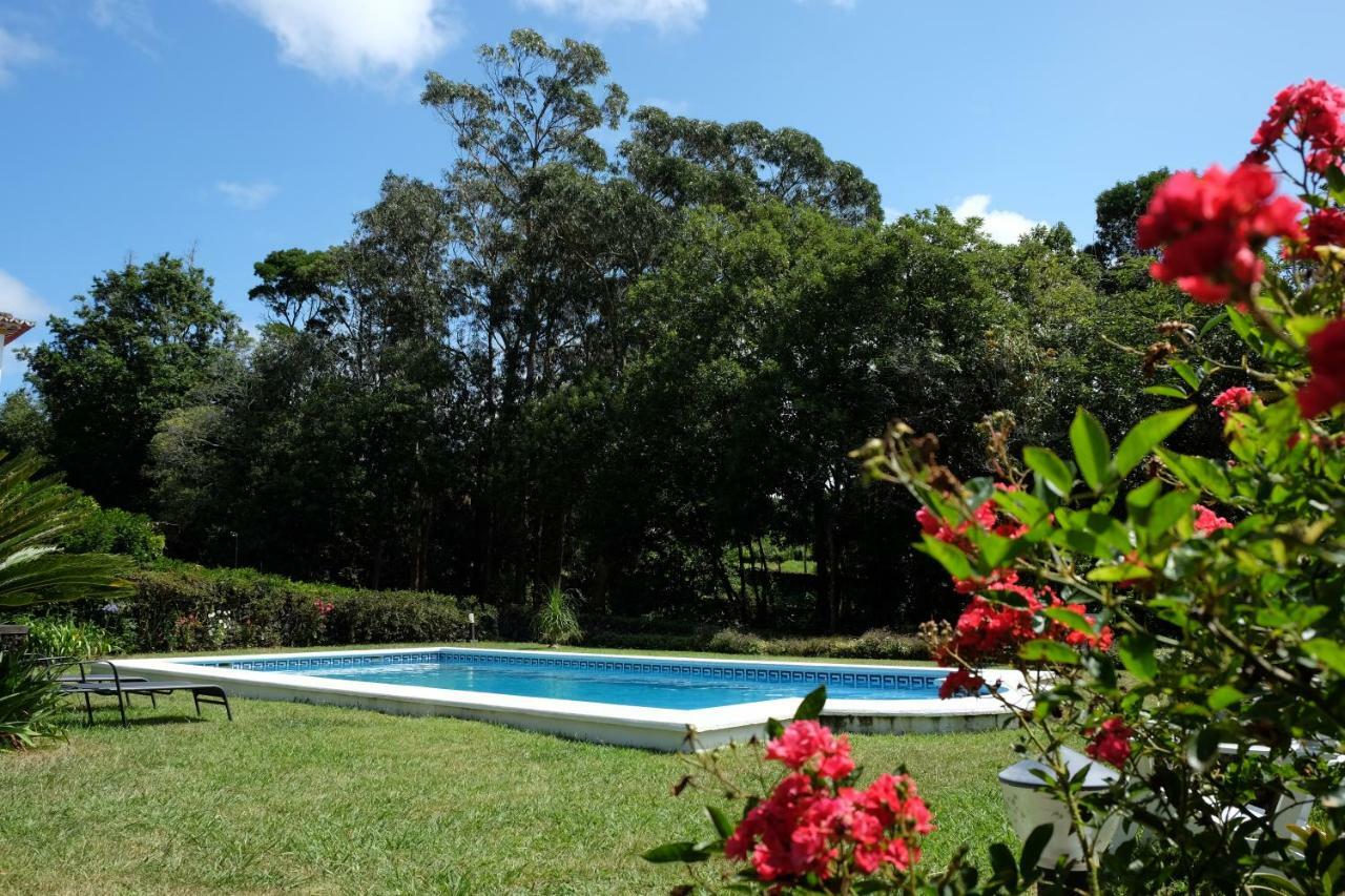 Ponta Delgada Pink House Azores מראה חיצוני תמונה