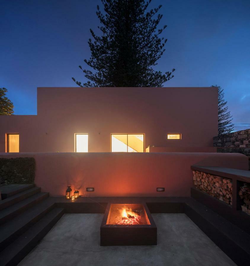 Ponta Delgada Pink House Azores מראה חיצוני תמונה
