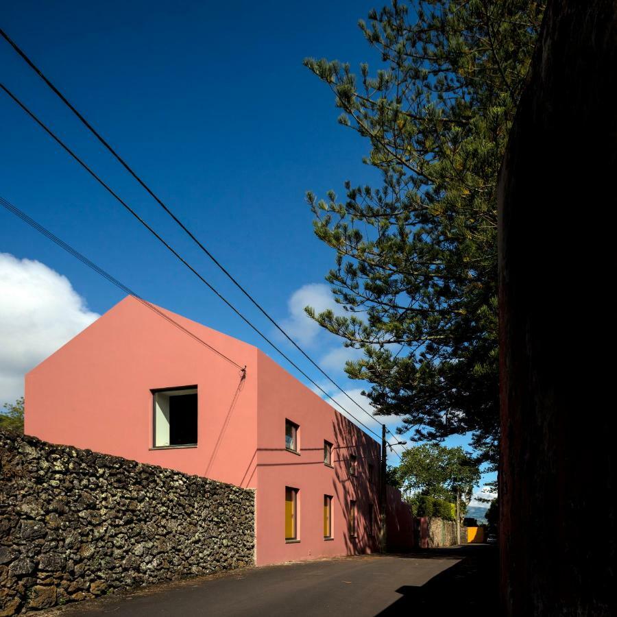 Ponta Delgada Pink House Azores מראה חיצוני תמונה