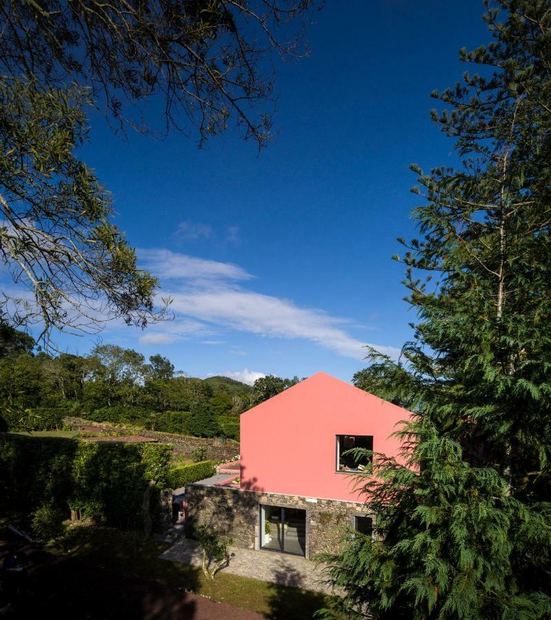 Ponta Delgada Pink House Azores מראה חיצוני תמונה